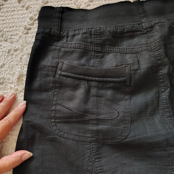 Rare Edc By Esprit Black Mini Skirt with Ruffle Hem - Picture 3 of 11